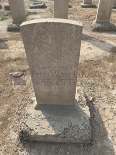 BAGHDAD (NORTH GATE) WAR CEMETERY - LAYCOCK, S
